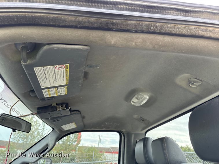 image for item EM6103 2015 Ford F250 Super Duty pickup truck