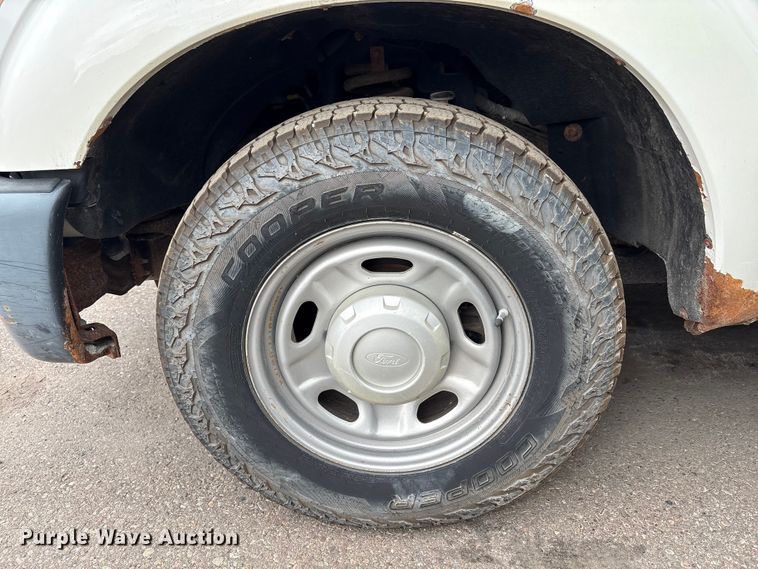 image for item EM6103 2015 Ford F250 Super Duty pickup truck