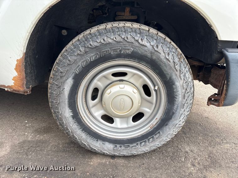 image for item EM6103 2015 Ford F250 Super Duty pickup truck