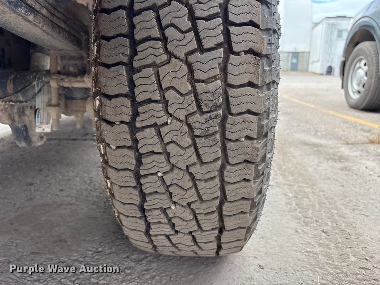 image for item EM6103 2015 Ford F250 Super Duty pickup truck