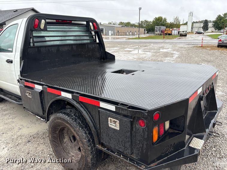 image for item EM6104 2006 Dodge Ram 3500 flatbed pickup truck