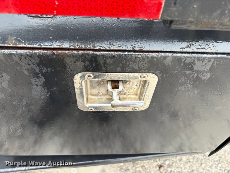 image for item EM6104 2006 Dodge Ram 3500 flatbed pickup truck