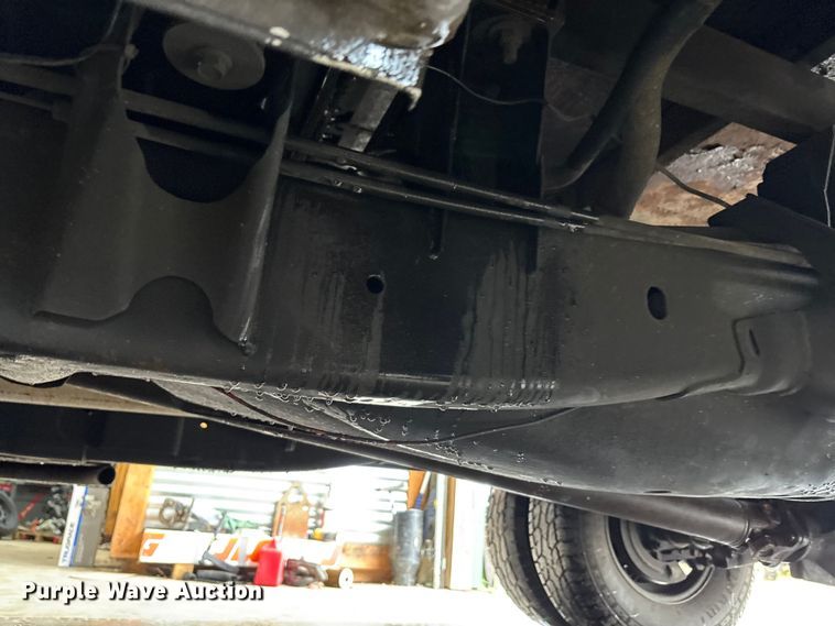 image for item EM6104 2006 Dodge Ram 3500 flatbed pickup truck