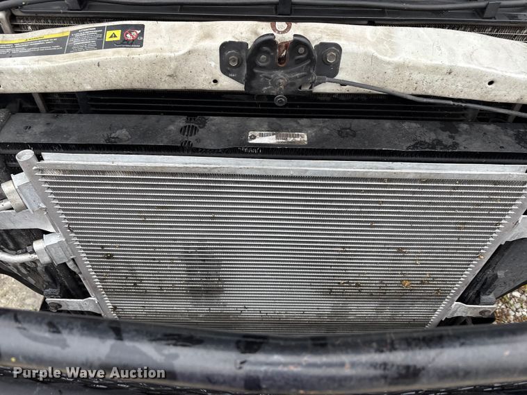 image for item EM6104 2006 Dodge Ram 3500 flatbed pickup truck