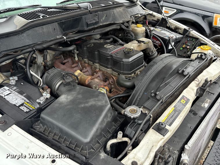 image for item EM6104 2006 Dodge Ram 3500 flatbed pickup truck