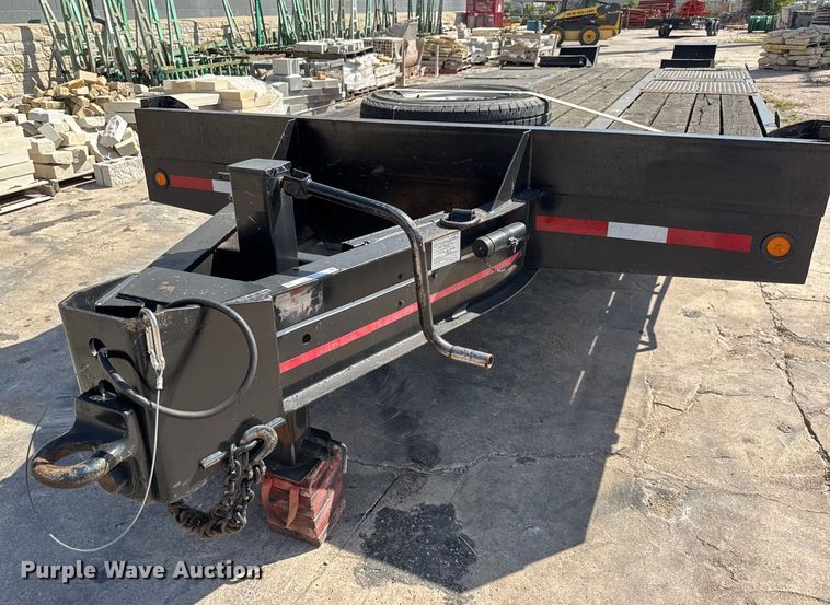 image for item EM8153 1994 Interstate  equipment trailer