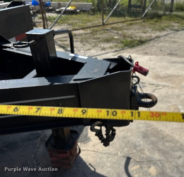 image for item EM8153 1994 Interstate  equipment trailer