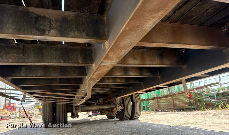 image for item EM8153 1994 Interstate  equipment trailer