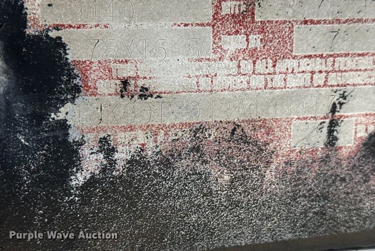 image for item EM8153 1994 Interstate  equipment trailer