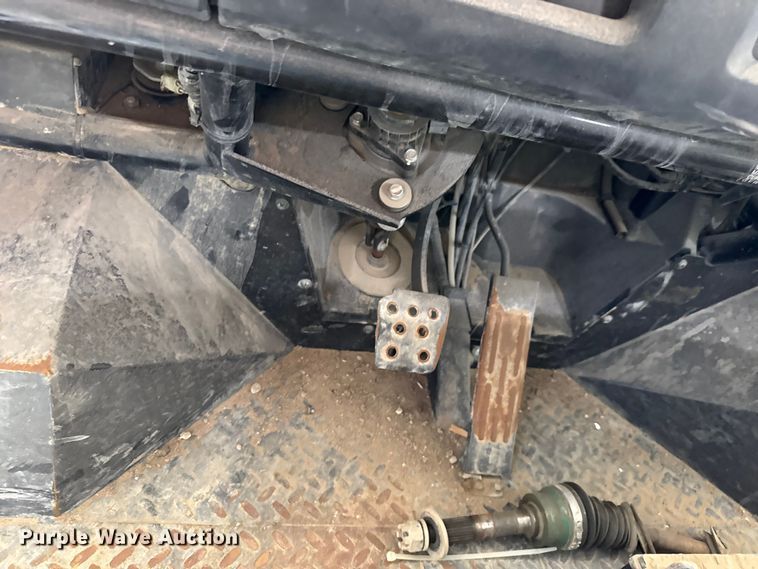 image for item EM8259 2022 Kawasaki Mule 4010 utility vehicle