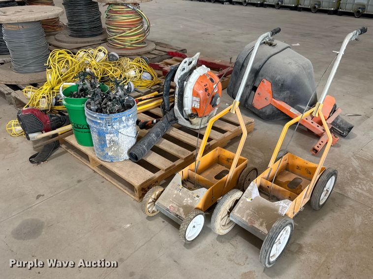 image for item EM8261 Lawn equipment
