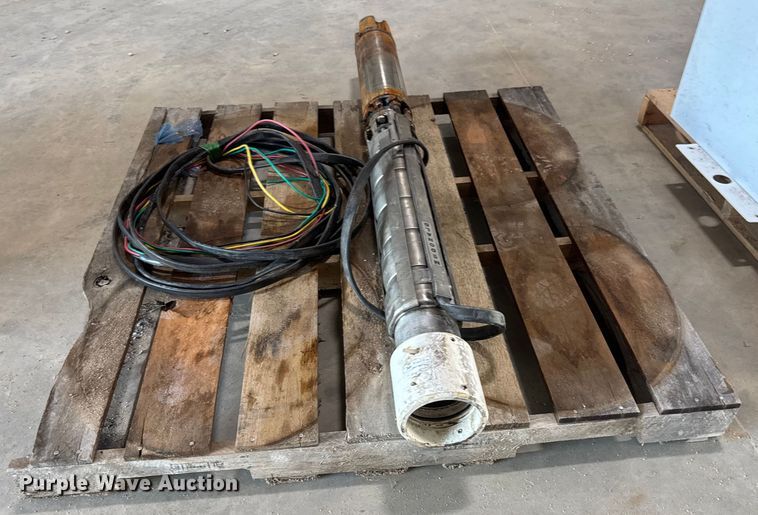 image for item EM8263 Franklin Electric 2366138120 Submersible pump