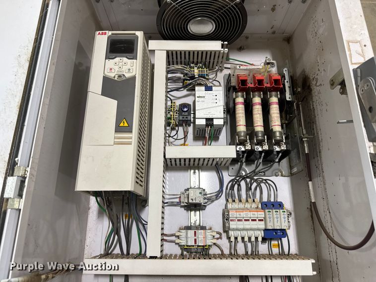 image for item EM8263 Franklin Electric 2366138120 Submersible pump