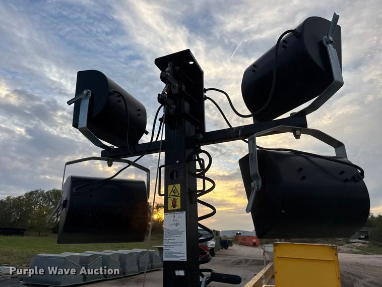 image for item EM8272 2019 Doosan LCV6WKUB-60HZ-T4F light plant