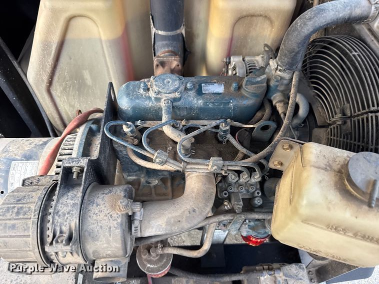 image for item EM8272 2019 Doosan LCV6WKUB-60HZ-T4F light plant