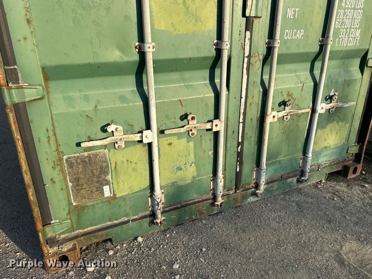 image for item EM8277 2002 Dalian CIMC Storage container