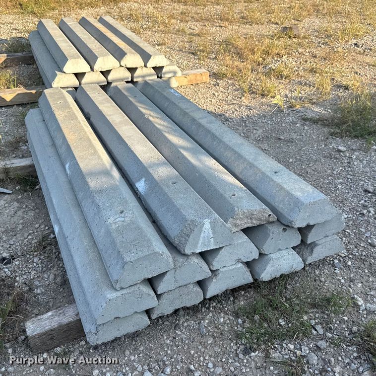 image for item EM8280 Concrete curbs