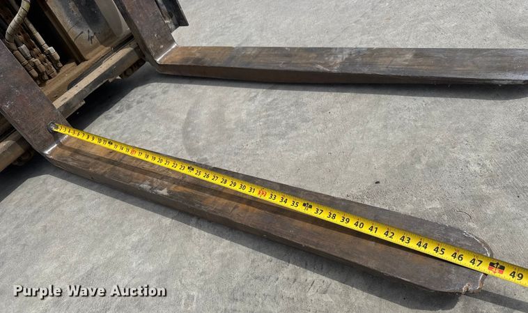 image for item EM8283 Caterpillar 2C6000 forklift