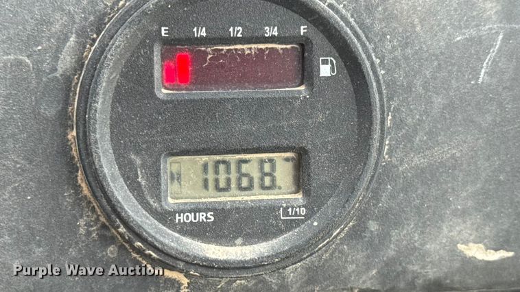 image for item EM8284 2021 Kawasaki Mule 4010 utility vehicle