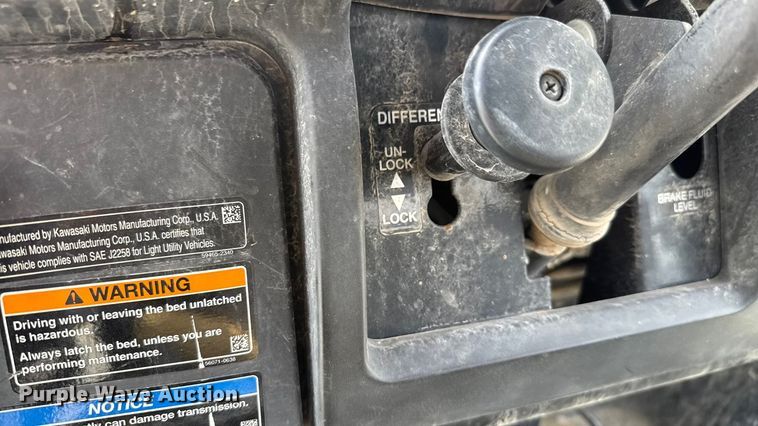 image for item EM8284 2021 Kawasaki Mule 4010 utility vehicle