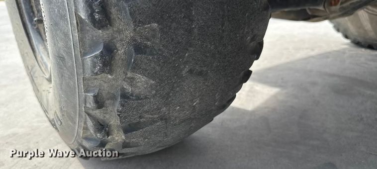 image for item EM8284 2021 Kawasaki Mule 4010 utility vehicle