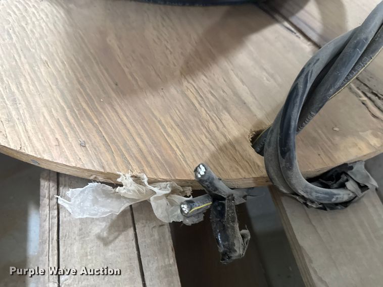 image for item EM8285 Wire