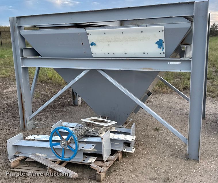 image for item EM8290 Cooper Industries hopper