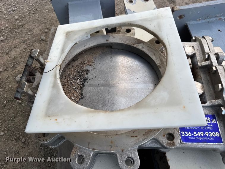 image for item EM8290 Cooper Industries hopper