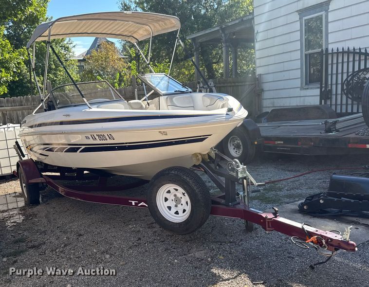 image for item EM8293 2006 Glastron MX175 boat