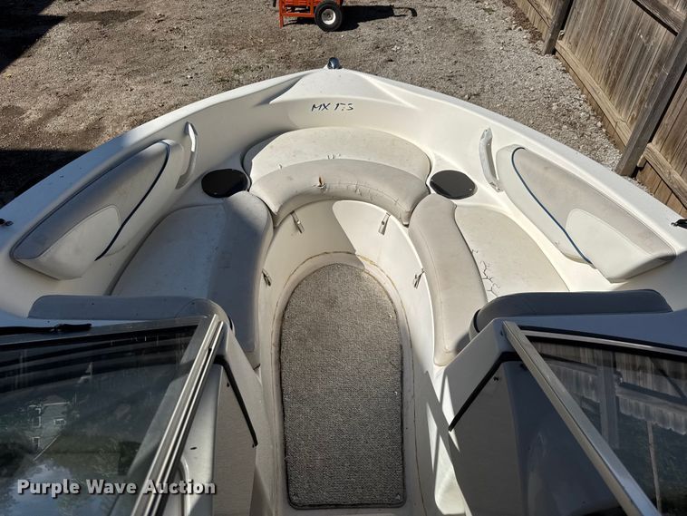 image for item EM8293 2006 Glastron MX175 boat