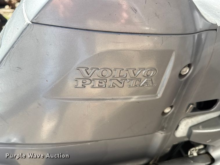 image for item EM8293 2006 Glastron MX175 boat