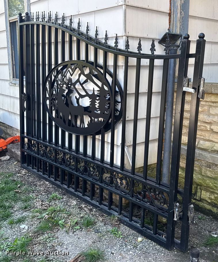 image for item EM8295 Fencing materials