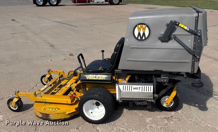 image for item EM8307 Walker MT25i-13 ZTR lawn mower