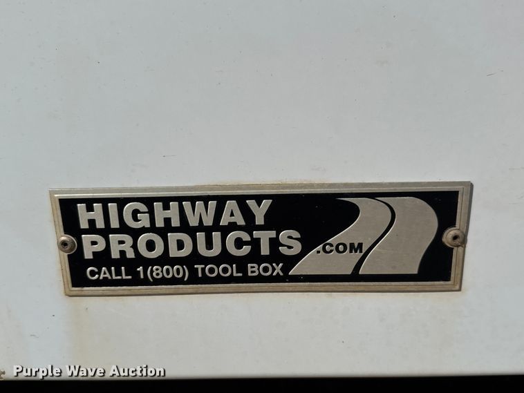 image for item EM8321 2019 Chevrolet Silverado 2500HD Double Cab utility bed pickup truck