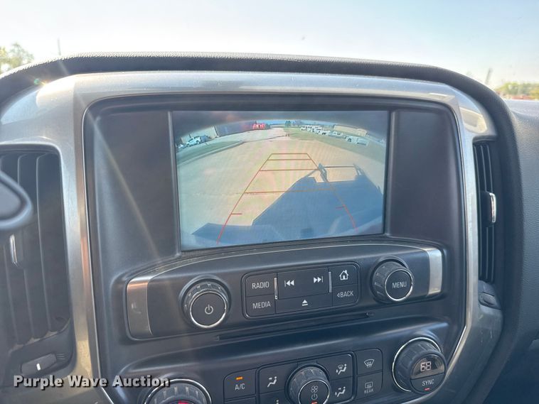 image for item EM8321 2019 Chevrolet Silverado 2500HD Double Cab utility bed pickup truck