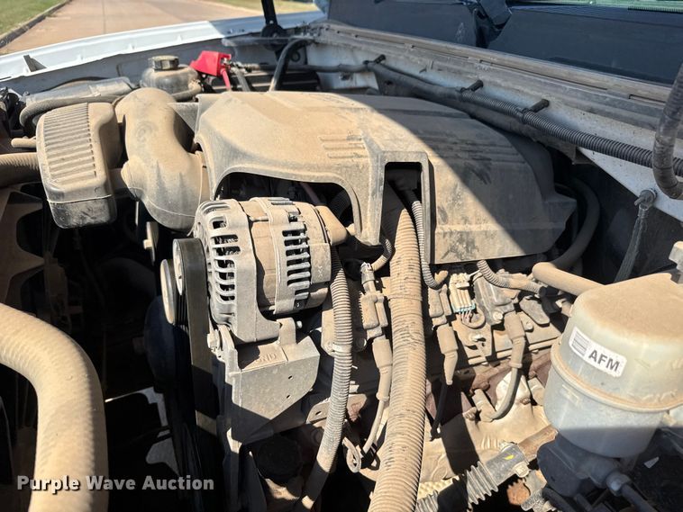 image for item EM8323 2013 Chevrolet Silverado 1500 Ext. Cab pickup truck