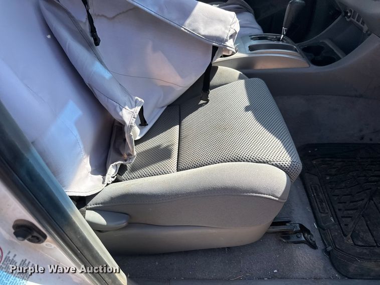 image for item EM8324 2010 Toyota Tacoma TRD Sport Double Cab pickup truck