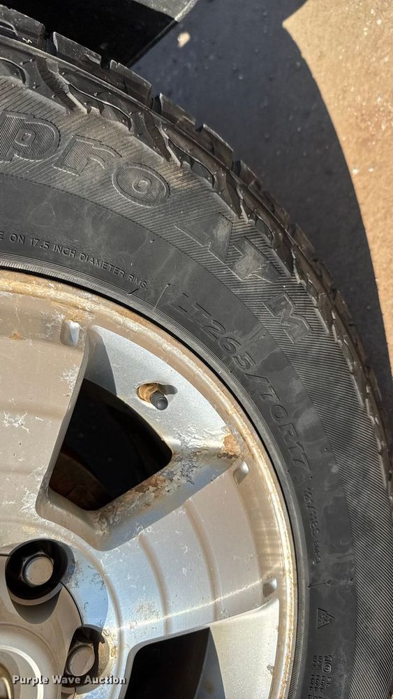 image for item EM8324 2010 Toyota Tacoma TRD Sport Double Cab pickup truck