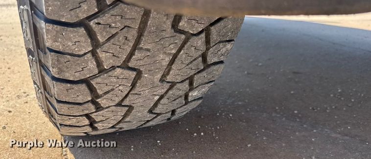 image for item EM8324 2010 Toyota Tacoma TRD Sport Double Cab pickup truck