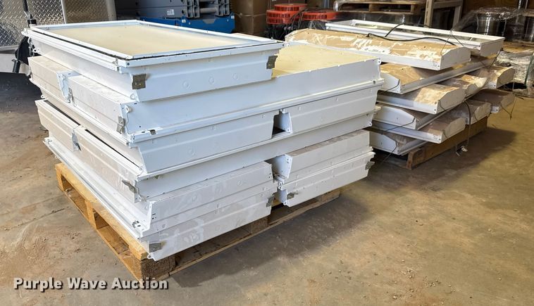 image for item EM8325 (26) light fixtures