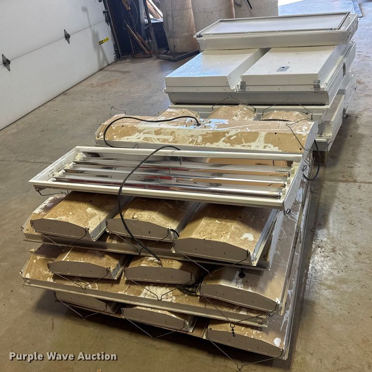 image for item EM8325 (26) light fixtures