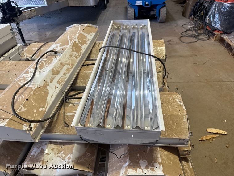 image for item EM8325 (26) light fixtures