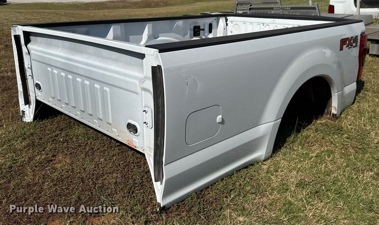 image for item EM8327 Ford Super Duty pickup truck bed