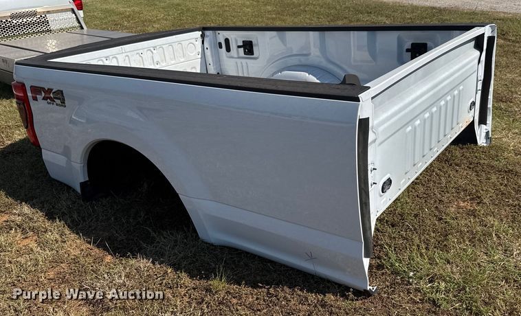 image for item EM8327 Ford Super Duty pickup truck bed