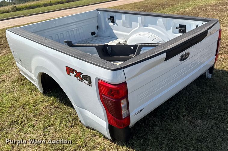 image for item EM8327 Ford Super Duty pickup truck bed