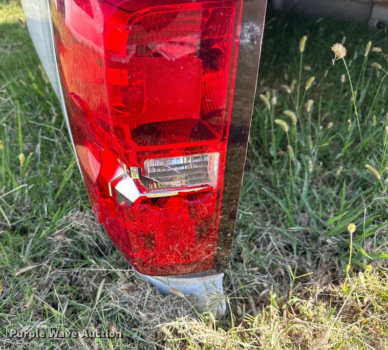 image for item EM8332 Chevrolet Silverado LT pickup truck bed