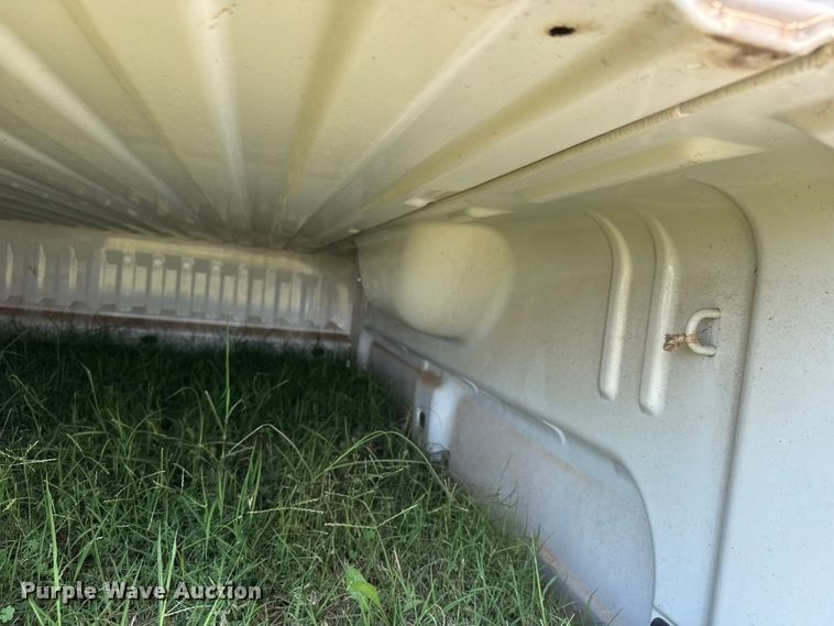 image for item EM8335 Chevrolet Silverado LT pickup truck bed