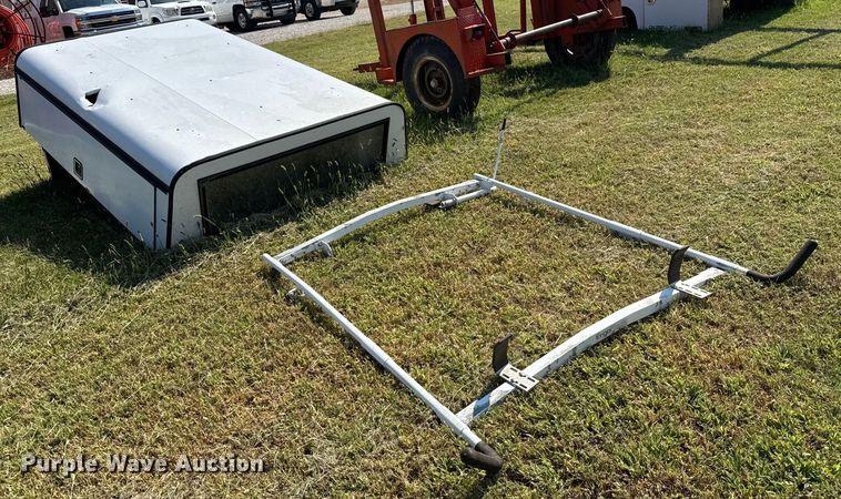 image for item EM8339 ARE pickup truck topper