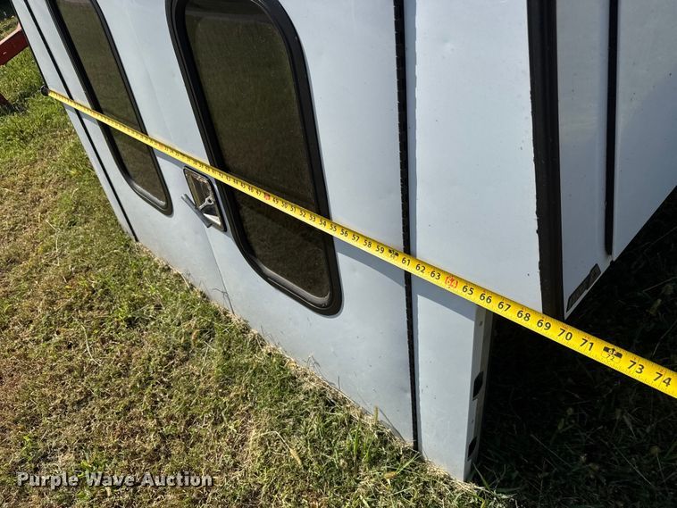 image for item EM8339 ARE pickup truck topper