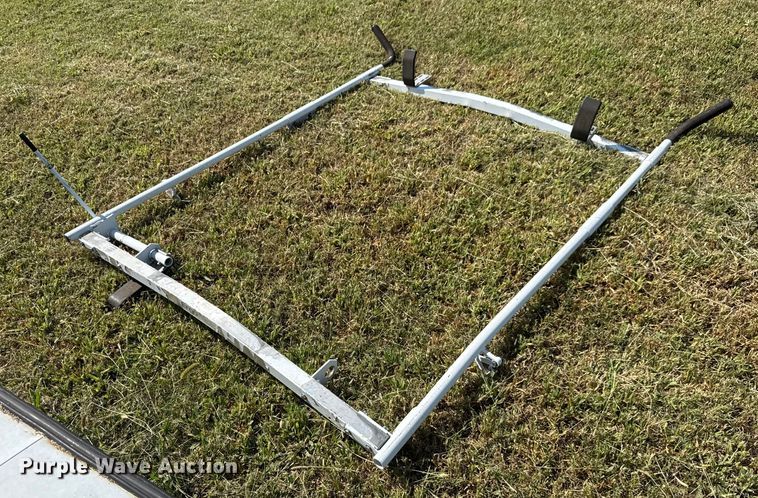 image for item EM8339 ARE pickup truck topper